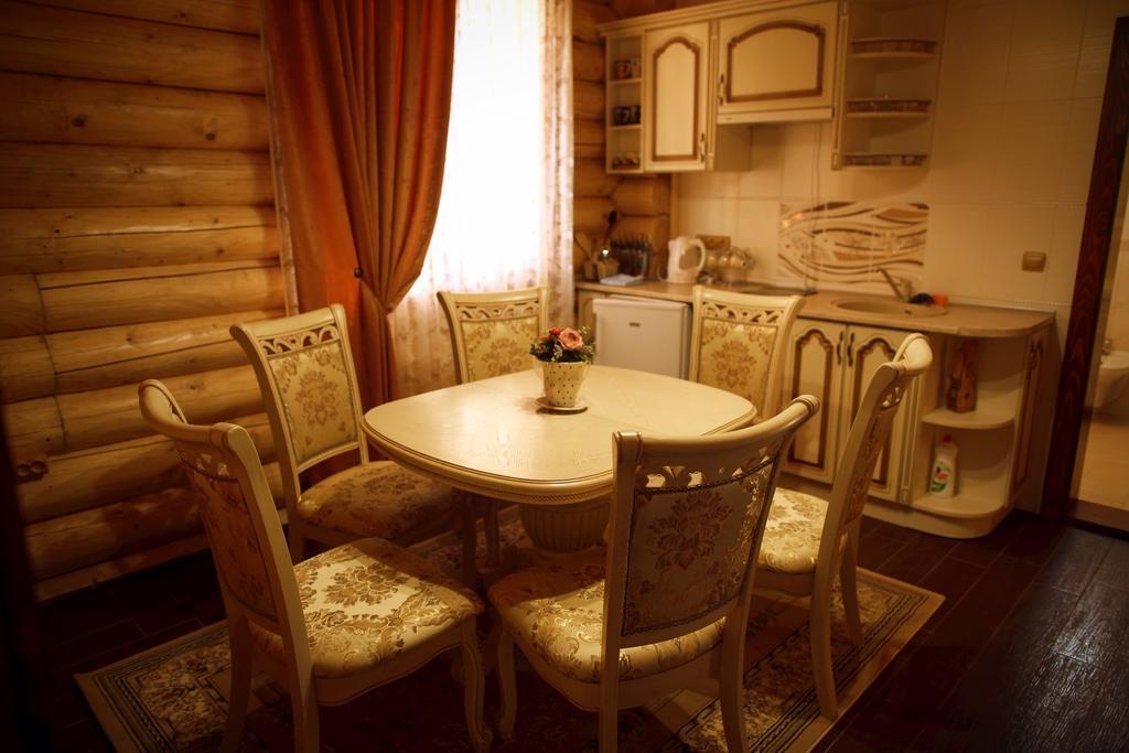 Готель Oasis Karpat