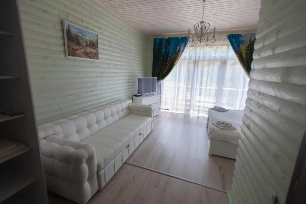 Oasis Karpat 3* Poljana