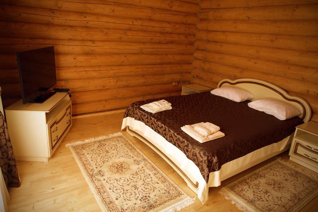 Hotel Oasis Karpat 3*